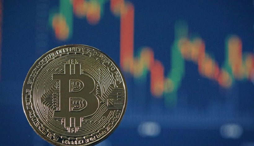 Цена биткоина опустилась до шестинедельного минимума