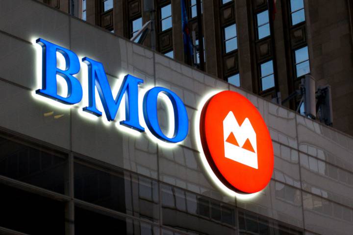 Канадские банки BMO и Simplii стали жертвой хакеров
