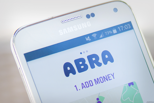 Через приложение Abra теперь можно купить биткоин с помощью Visa/Mastercard