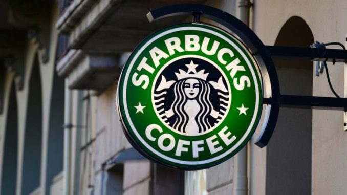 В Starbucks опровергли информацию о платежах в биткоине