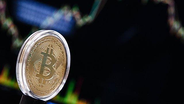 Биткоин упал ниже 4000 долларов