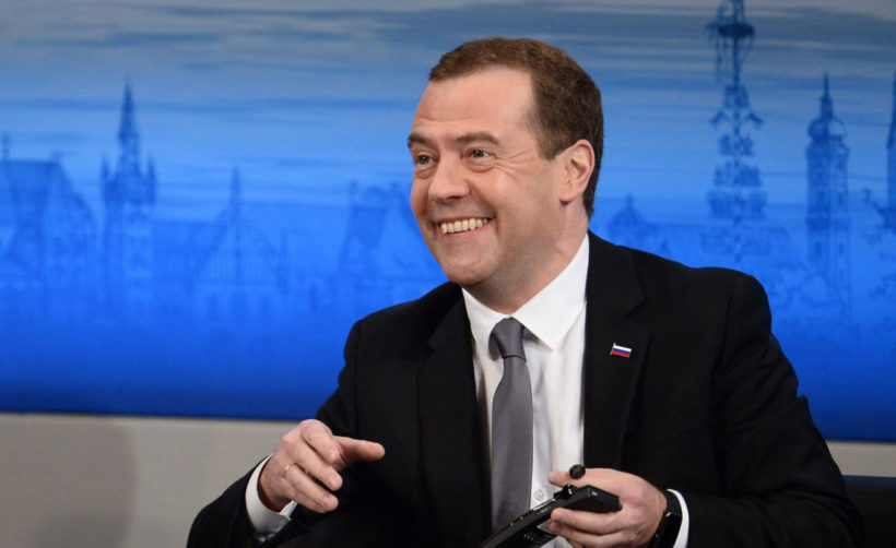 Дмитрий Медведев: токены нужно отрегулировать в государственных масштабах