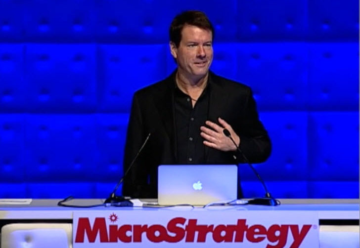 MicroStrategy перевела свои резервы в биткоин